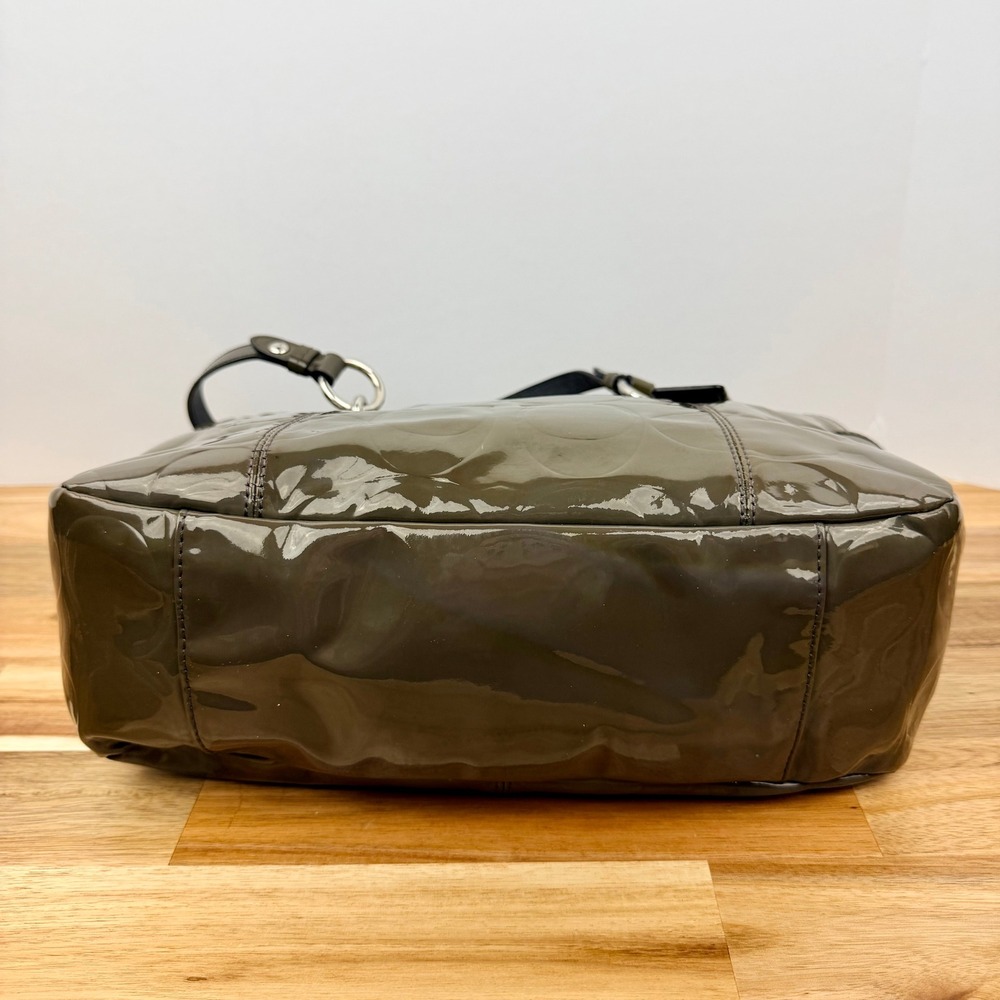 Coach Signature Embossed Patent Leather Tote Bag Olive Green Silver Hardware - Picture 7 of 13
